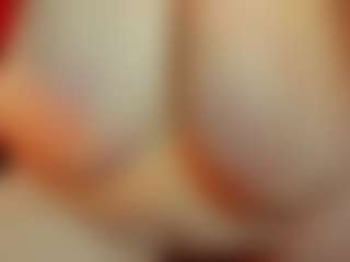 Live cam show with KellyPerfect - Hairy Pussy on live18s.com