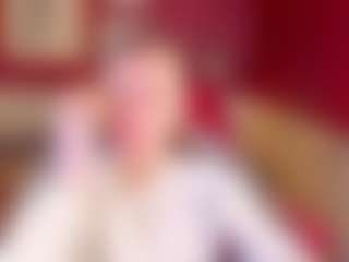 Live cam show with KellyPerfect - Spy on CamClone