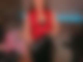 Live cam show with KylieMellow - Findomme on Dare Cams