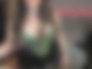 Live cam show with KylieMellow - Findomme on fuklive.com