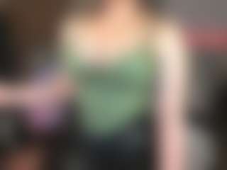 KylieMellow's Live Sex Cam Show