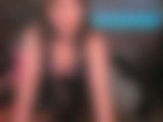 Live cam show with KylieMellow - Highheels on instabang