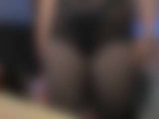 KylieMellow's Live Sex Cam Show