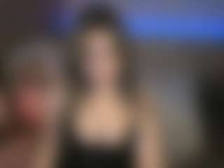 Live cam show with KylieMellow - Highheels on Dolls Live