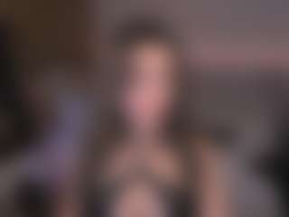 Show live cam dengan KylieMellow - Findomme di Camsoda