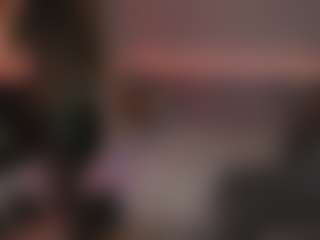 Live cam show with KylieMellow - Highheels on CSO-WL