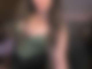 Live cam show with KylieMellow - Highheels on Instabang