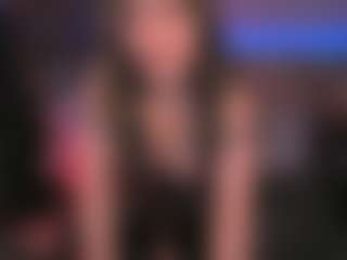 Live cam show with KylieMellow - Highheels on Latina Girls