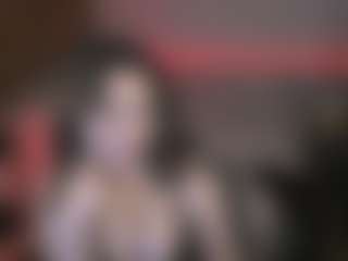 Live cam show with KylieMellow - Submissive on infinitiblacc.com
