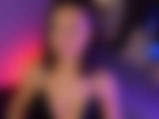 Live cam show with MilenaMellow - Teasing on Camsoda