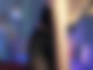 Live cam show with RubyTwinkle - Teasing on xfollow cams