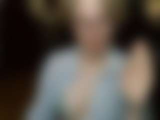 Live cam show with Gretta-mrr - Curvy on SpankPalCams