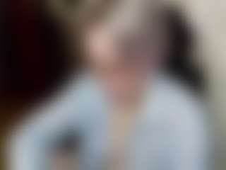 Live cam show with Gretta-mrr - Solo on CamClone