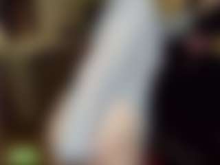 Live cam show with Gretta-mrr - Blowjob on TeamSkeetLive