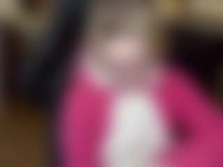 Live cam show with Gretta-mrr - Solo on CamClone