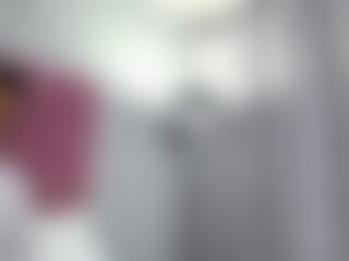 Seks show na żywo z KailaSmith