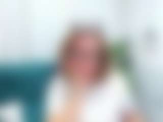 Live cam show with LeaPure - Green Eyes on sexylive.show