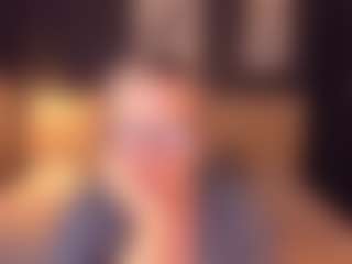Live cam show with LeaPure - Cum on Milfs Live