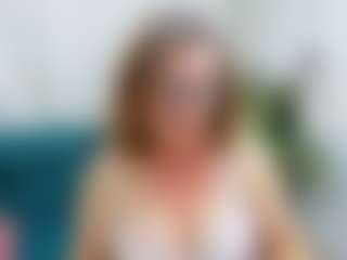 Live cam show with LeaPure - Blondie on livesuperchat.net