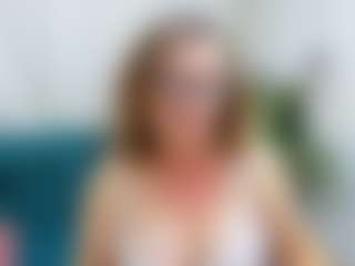 Live cam show with LeaPure - Shaved on AdultVida.com