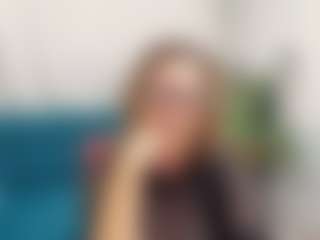Live cam show with LeaPure - Body Massage on CamClone