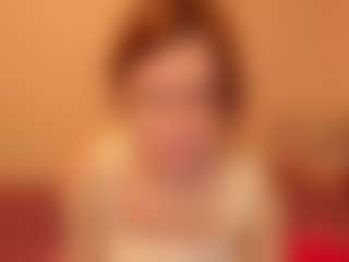 Live cam show with MarilynDream - Hairy Armpits on Mixed Magazine Live