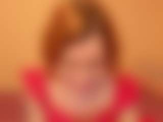 Live cam show with MarilynDream - Petite MILF on Mixed Magazine Live