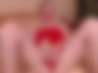 Live cam show with MindiGraceful - Mature on CamClone