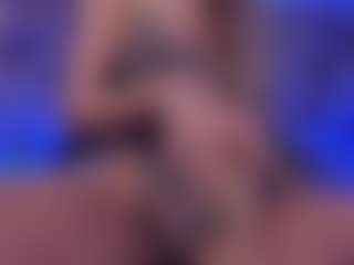 HarleyQuinnn1 MILF webcam performer live streaming