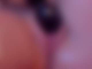 Live cam show with HarleyQuinnn1 - Butt Plug on Camsoda