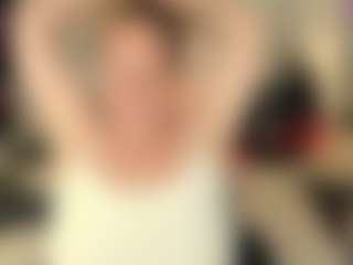 Live cam show with JenniferLight - Blonde Hair Middle Aged on Livezox