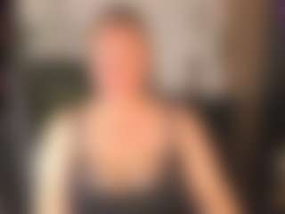 JenniferLight MILF webcam performer live streaming
