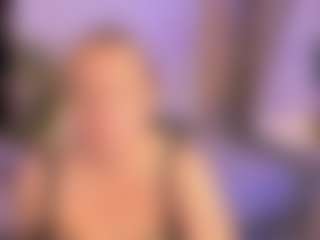 Live cam show with JenniferLight - Blonde Hair Middle Aged on Mixed Magazine Live