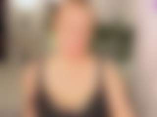 Live cam show with JenniferLight - Mature on Hubzter Live
