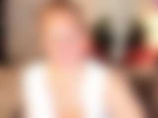 Show de cam en vivo con JenniferLight - Mature en Camsoda