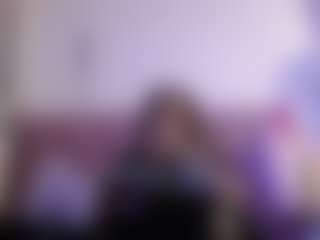 Live cam show with Anna - Facial on SquirtSoMuch