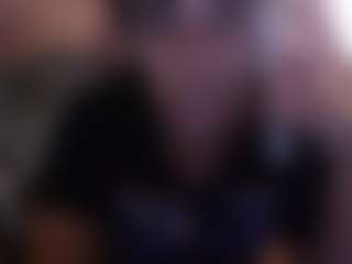 Live cam show with Anna - Facial on liverealitysex.com