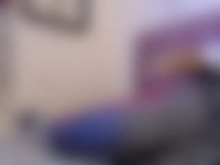 Live cam show with Anna - Green Eyes on Uber Horny