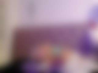 Live cam show with Anna - Green Eyes on Strip Flash - Live Sex Shows
