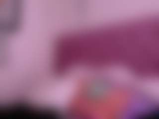 Live cam show with Anna - Double Penetration on Camming Site