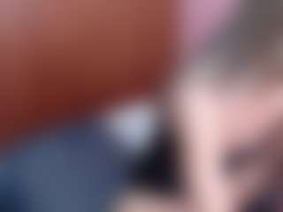 Live cam show with roochelle - MILF on AdultVida.com