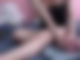 Live cam show with roochelle - Blonde Hair Lovense on Camsoda