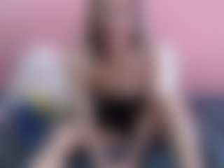 Live cam show with roochelle - Blonde Hair on Camsoda