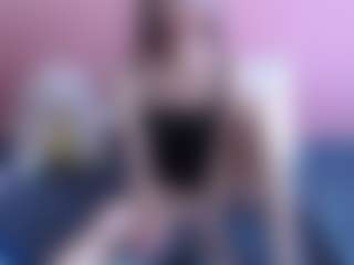 Live cam show with roochelle - Shaved Pussy Mature on Stripli.com