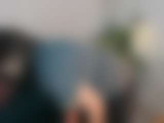Live cam show with LindaPassionate - Granny MILF on madthumbs