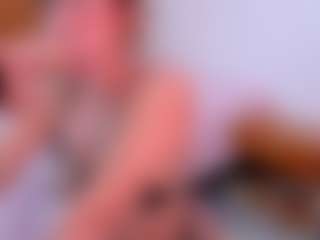 Live cam show with MayeUtica - Sexmachine on luckytryst.com