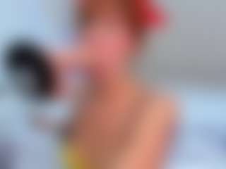 Live cam show with MayeUtica - Interactivetoy on Chatstar