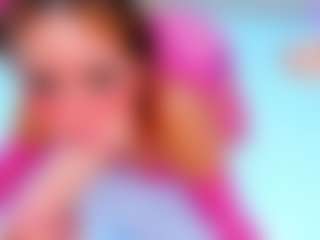 Live cam show with MayeUtica - Old on CamSodaAdn