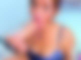 Live cam show with MayeUtica - Senior on madthumbs