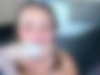 MayeUtica's Live Sex Cam Show